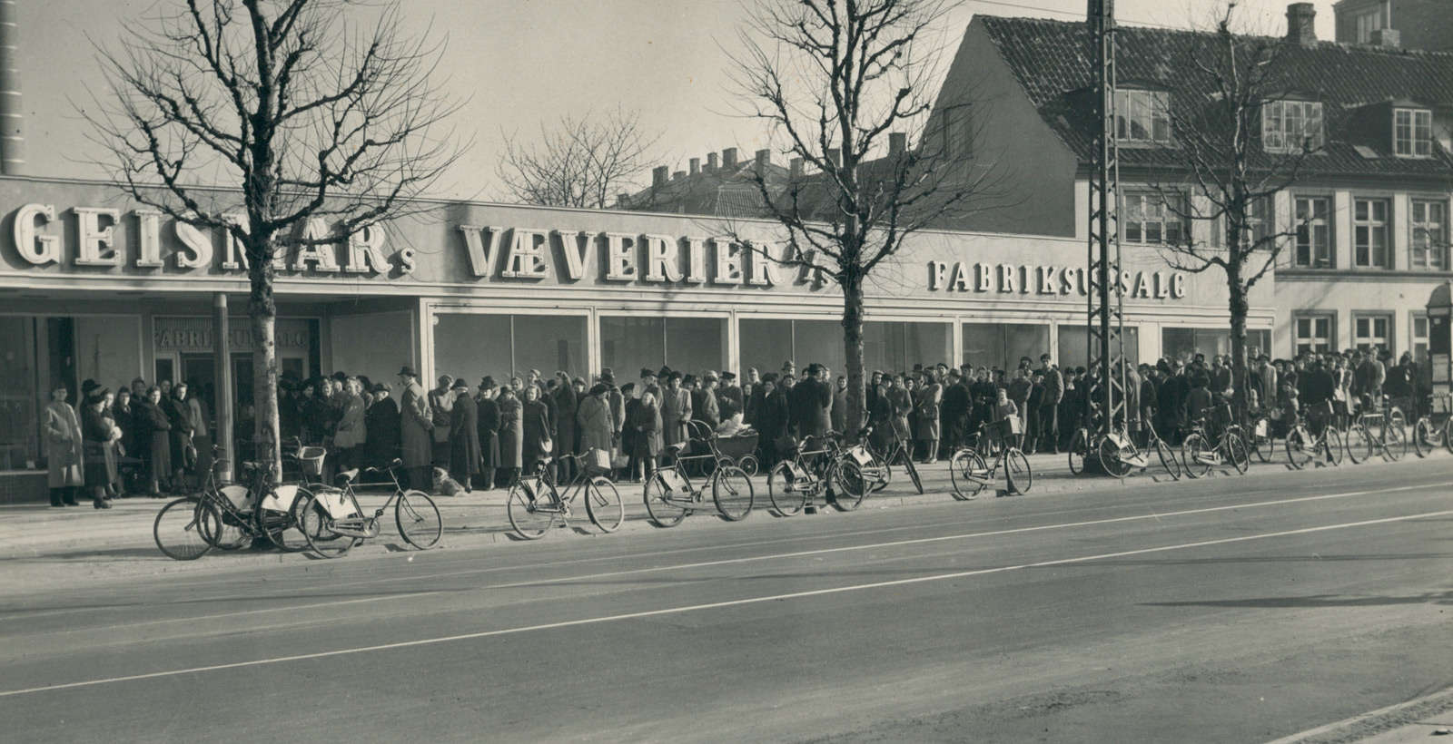 Photo: The shop at Peter Bangs Vej - Circa 1955